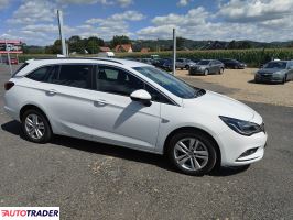 Opel Astra 2017 1.6 136 KM