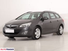 Opel Astra 2011 1.4 118 KM Opel Astra 2011 1.4 118 KM
