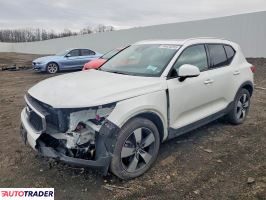 Volvo XC40 2022 2