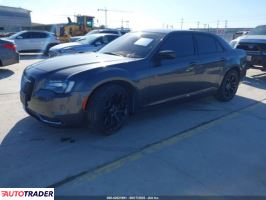 Chrysler 300C 2019 3