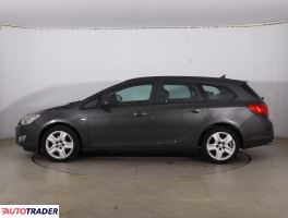 Opel Astra 2010 2.0 158 KM
