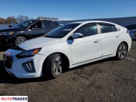 Hyundai IONIQ Hybrid 2022 1