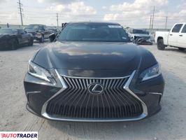 Lexus ES 2019 3