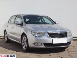 Skoda Superb 2013 2.0 138 KM