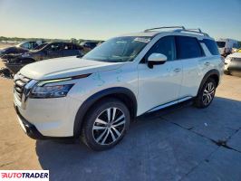 Nissan Pathfinder 2023 3