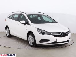 Opel Astra 2018 1.6 108 KM
