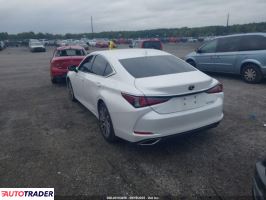 Lexus ES 2019 3