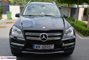 Mercedes GL 2011 4.7 340 KM