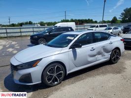 Nissan Altima - zobacz ofertę
