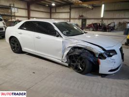 Chrysler 300C 2022 3