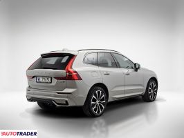 Volvo XC60 2023 2.0 250 KM