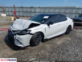 Toyota Camry 2022 3