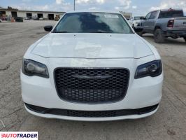 Chrysler 300C 2022 3