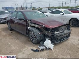 Nissan Altima - zobacz ofertę