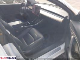 Tesla Model 3 2019 Tesla Model 3 2019