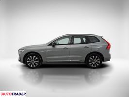Volvo XC60 2023 2.0 197 KM