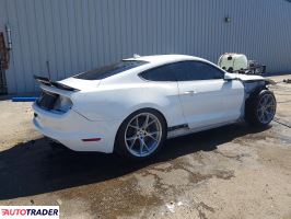 Ford Mustang 2020 5