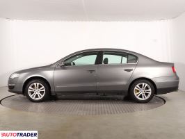 Volkswagen Passat 2005 1.6 113 KM