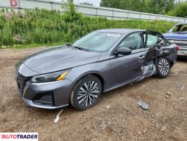 Nissan Altima - zobacz ofertę