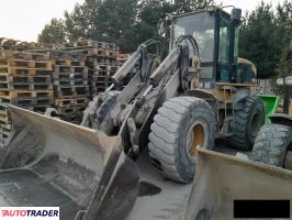 CAT 928 G głębokość kopania 2m