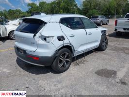 Volvo XC40 2024 2