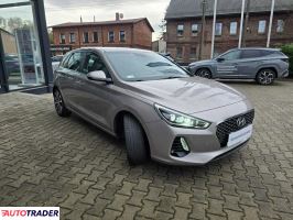 Hyundai i30 2017 1.6 110 KM