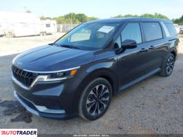 Kia Carnival 2023 3