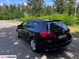 Opel Astra 2011 1.7 110 KM