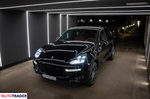 Porsche Cayenne 2015 4.8 640 KM