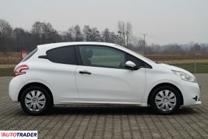 Peugeot 208 2012 1.4 95 KM