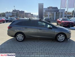 Opel Astra 2018 1.6 110 KM