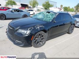 Chrysler 300C 2019 3