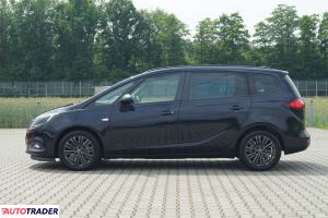 Opel Zafira 2019 1.6 136 KM