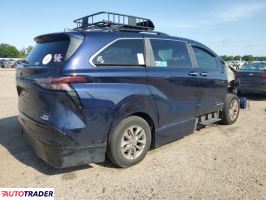 Toyota Sienna 2024 2