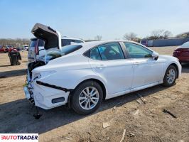 Toyota Camry 2025 2