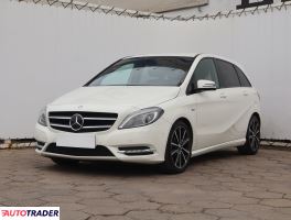 Mercedes B-klasa 2011 1.8 107 KM