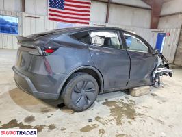 Tesla Model Y 2026