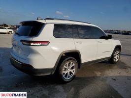 Jeep Cherokee 2022 3