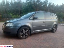 Volkswagen Touran 2003 2.0 101 KM Volkswagen Touran 2003 2.0 101 KM