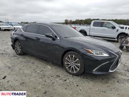 Lexus ES 2021 3