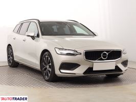 Volvo V60 2022 2.0 160 KM