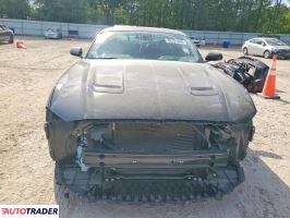 Ford Mustang 2022 5