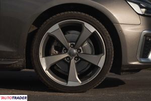 Audi A4 2020 2 140 KM