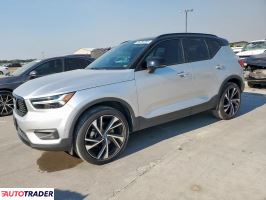Volvo XC40 - zobacz ofertę