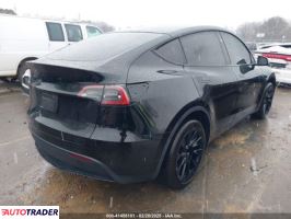 Tesla Model Y 2024 Tesla Model Y 2024