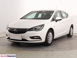 Opel Astra 2018 1.4 123 KM