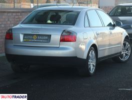 Audi A4 2002 2.0 130 KM