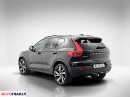 Volvo XC40 2022 1.5 262 KM