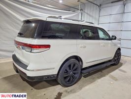 Lincoln Navigator 2023 3