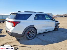 Ford Explorer 2025 3